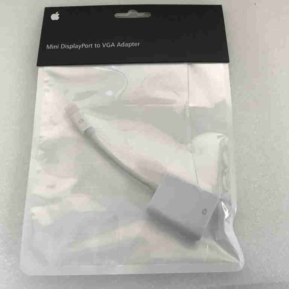 Apple Mini DisplayPort to VGA Adapter White NWT